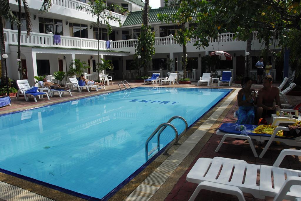 The Expat Hotel Patong Exteriér fotografie