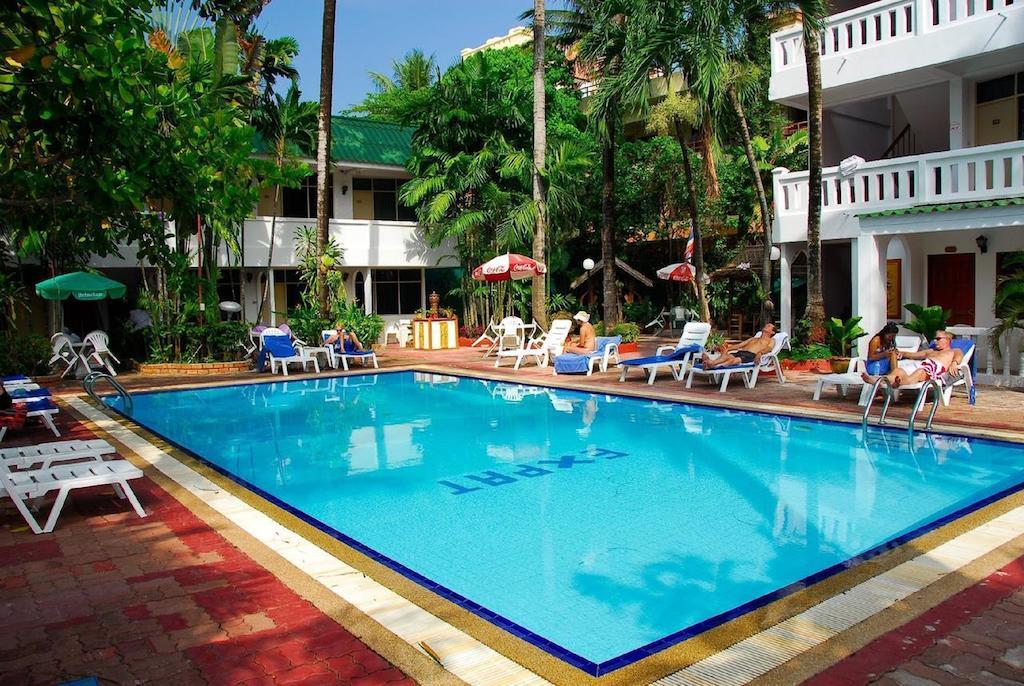 The Expat Hotel Patong Exteriér fotografie