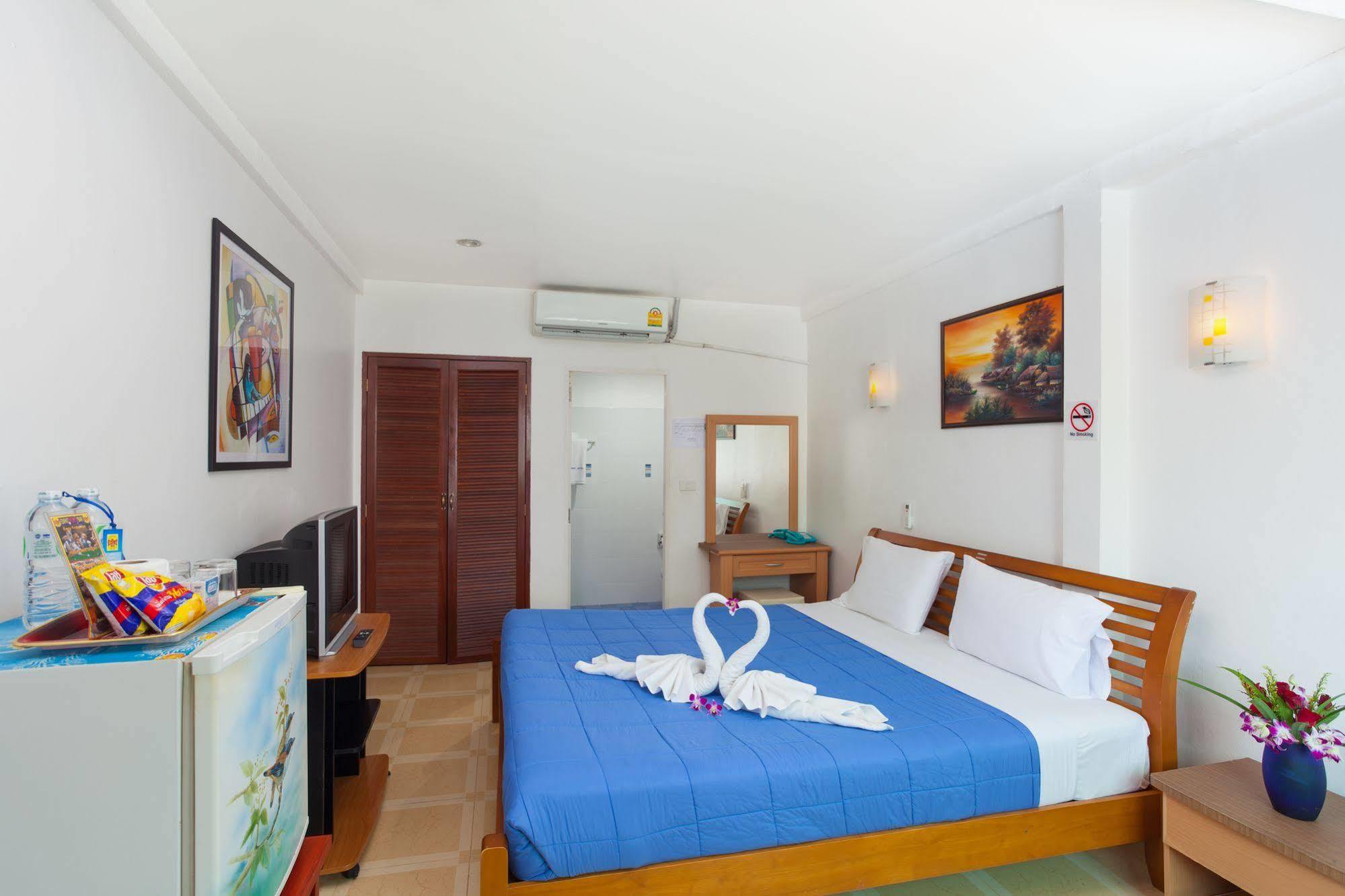 The Expat Hotel Patong Exteriér fotografie
